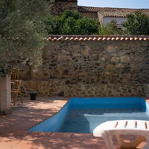 Nidal Del Búho , Azuel España
