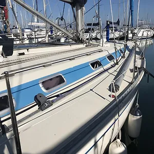 Bed&boat Eolo 3 Botel